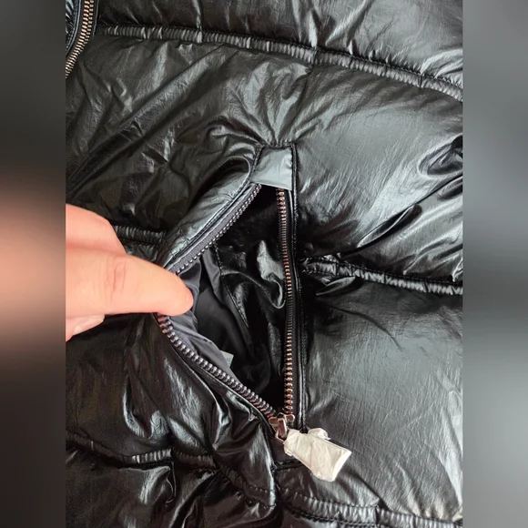 NWT - Massimo Dutti Women's Water Repellent Metallic Puffer Jacket - Size XL - Picture 8 of 15